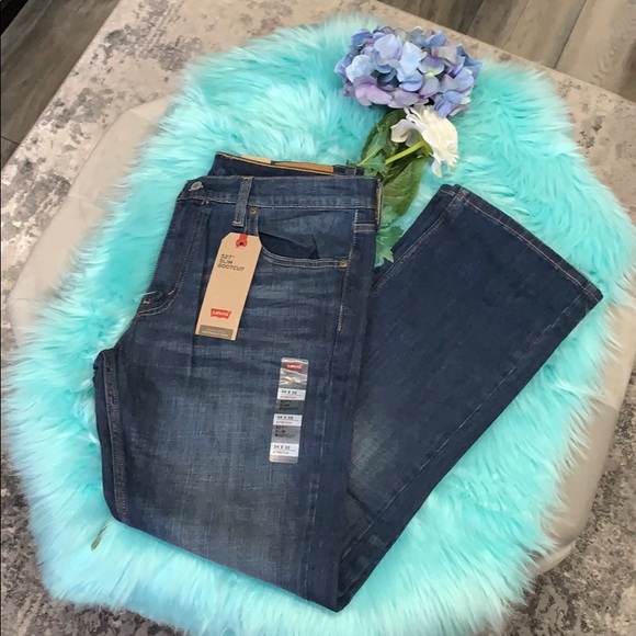 Levi's Other - SHIP ⬇️ FIRM PRICE! 
NEW! Men’s Levi’s 550 Relaxed Jeans